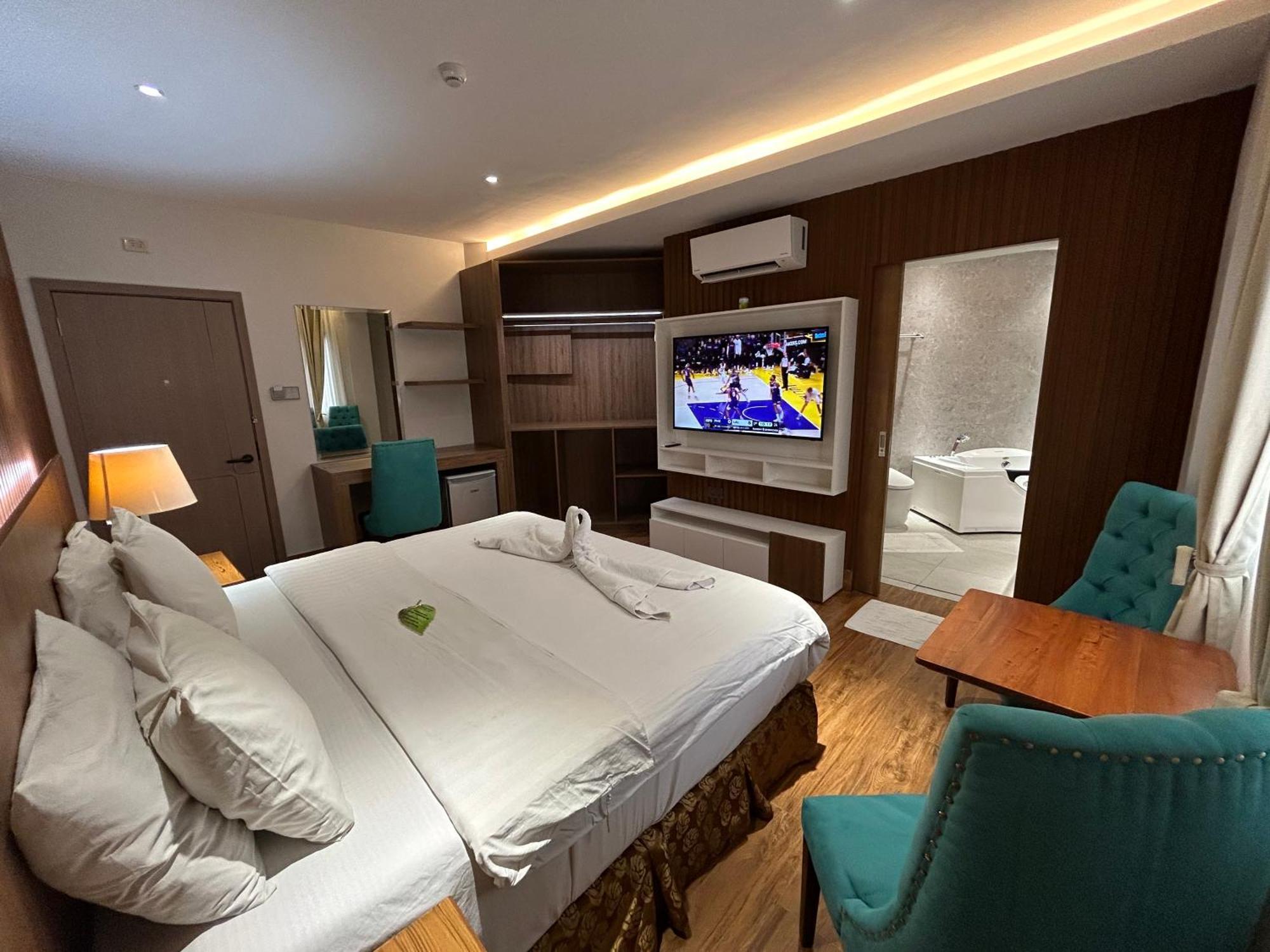 Dm Residente Hotel Inns & Villas Angeles Exterior photo