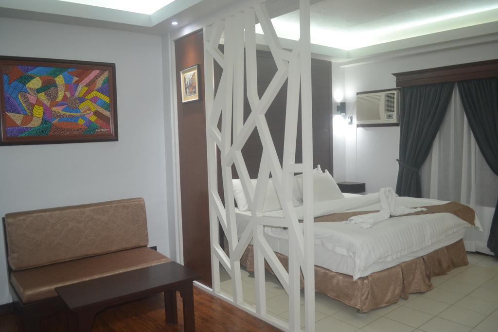 Dm Residente Hotel Inns & Villas Angeles Exterior photo