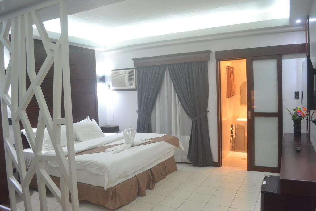 Dm Residente Hotel Inns & Villas Angeles Exterior photo